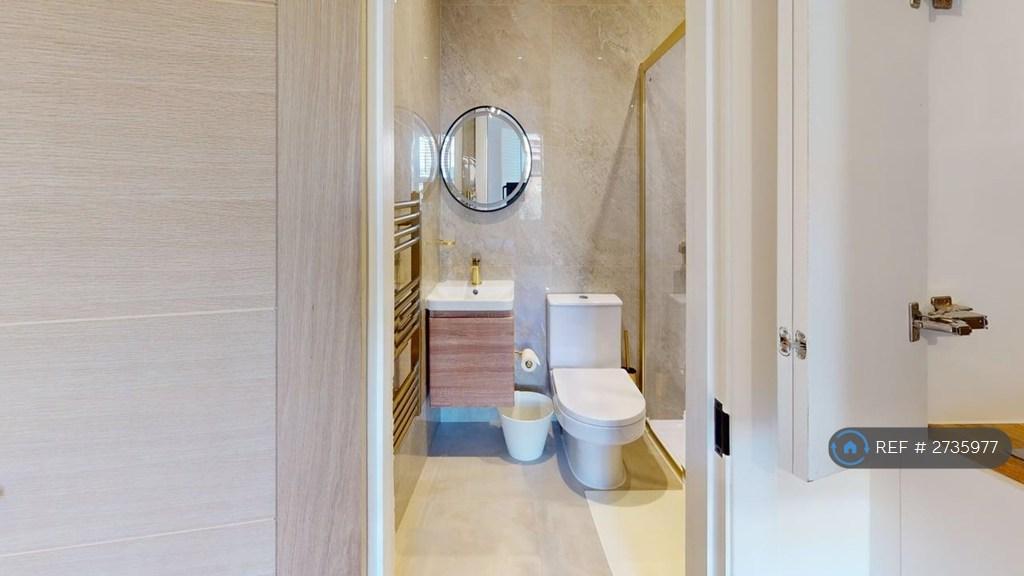 Ensuite Bathroom