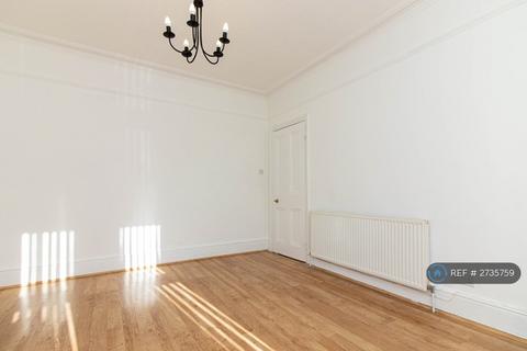 3 bedroom maisonette to rent, Astrop Terrace, London, W6