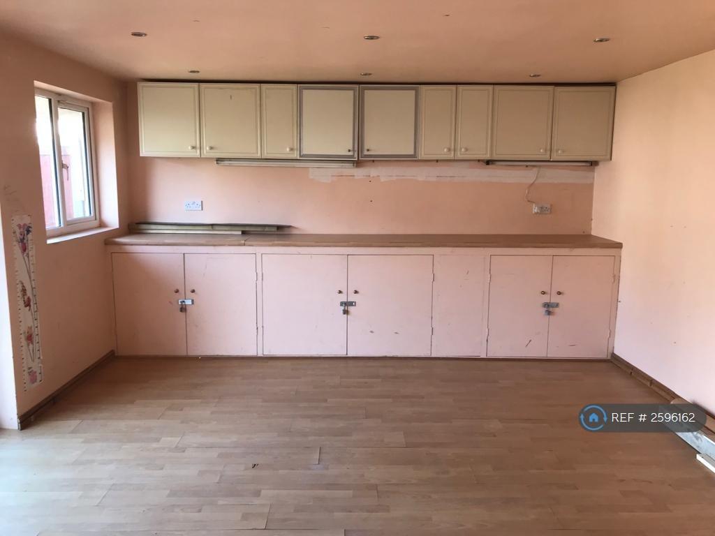 Garden Room Inside