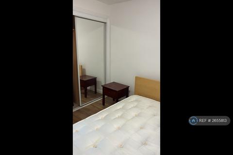 undefined, Queens Crescent, Livingston, EH54