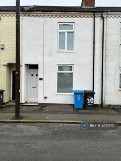 2 bedroom terraced house to rent, Wynburg Street, Hull, HU9