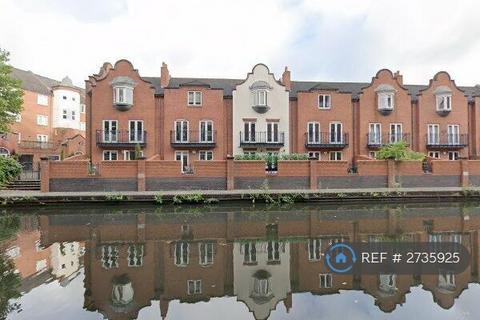 3 bedroom semi-detached house to rent, Symphony Court, Birmingham, B16