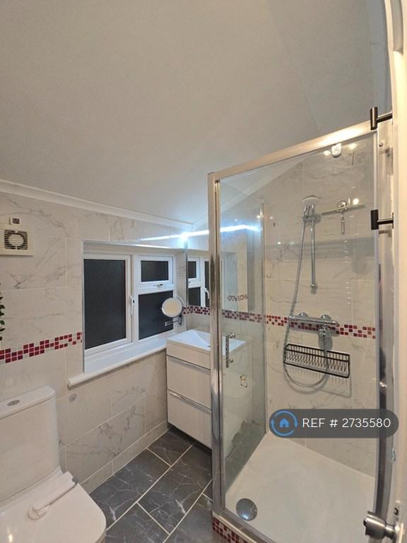 Upstairs Bathroom