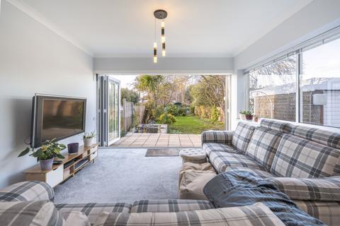 3 bedroom semi-detached house for sale, Sutlej Road, Charlton, London, SE7