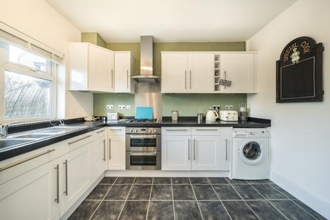2 bedroom flat for sale, Derrick Gardens, Charlton, SE7