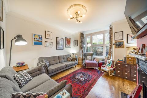 3 bedroom end of terrace house for sale, Wellington Gardens, Charlton, SE7