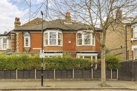 3 bedroom end of terrace house for sale, Wellington Gardens, Charlton, SE7