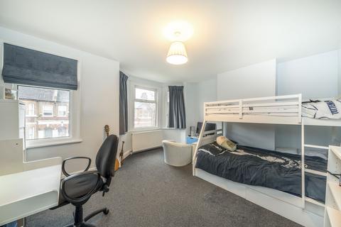 4 bedroom terraced house for sale, Vambery Road, Plumstead, London, SE18
