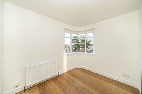 3 bedroom semi-detached house for sale, Plum Lane, London, SE18