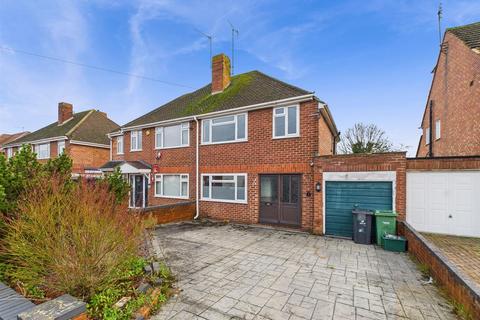 3 bedroom semi-detached house for sale - Lynton Road, Gloucester