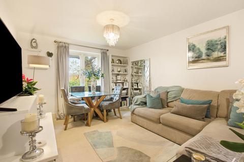 2 bedroom apartment for sale, Henmarsh Court, Hertford SG13