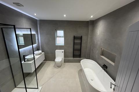 undefined, London Road, Yaxley, PE7