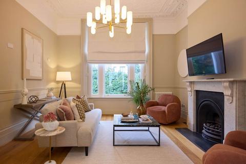 undefined, Stafford Terrace, Kensington W8