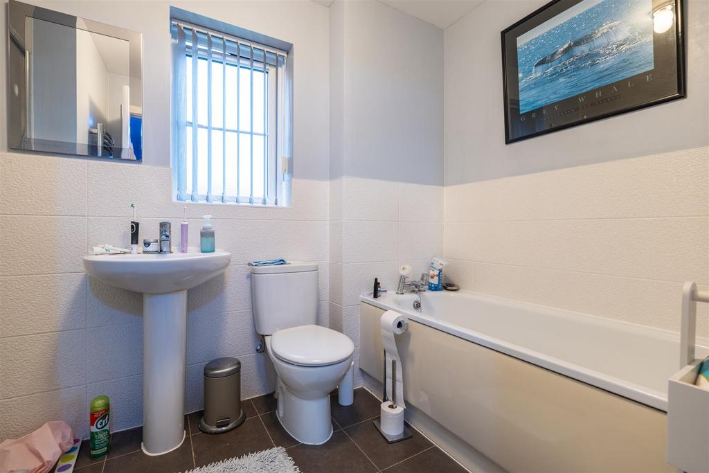Bathroom.jpg