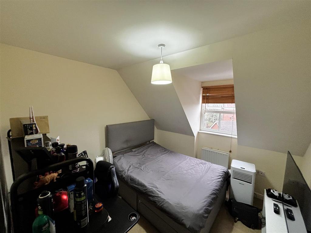 Bedroom 2.jpg