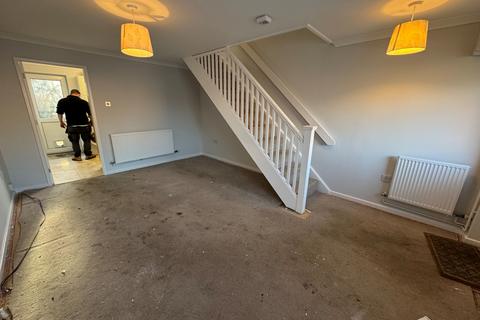 2 bedroom end of terrace house to rent, Sandpiper Bridge, Swindon SN3
