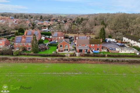 3 bedroom detached house for sale, Holt Cottages, Thatcham RG19