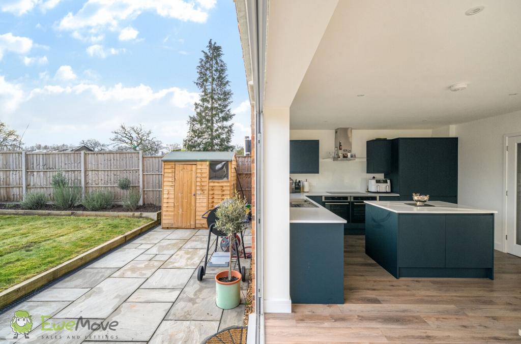 Kitchen Dining Room into Garden