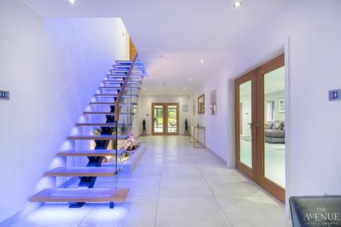 5 bedroom detached house for sale, Streetsbrook Road, Solihull, B91 1QZ