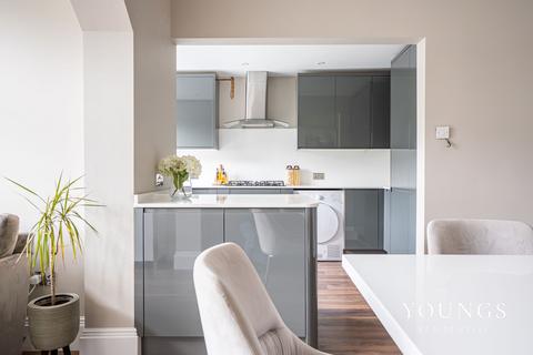 3 bedroom terraced house for sale, Westbourne Grove, Westcliff-On-Sea, SS0
