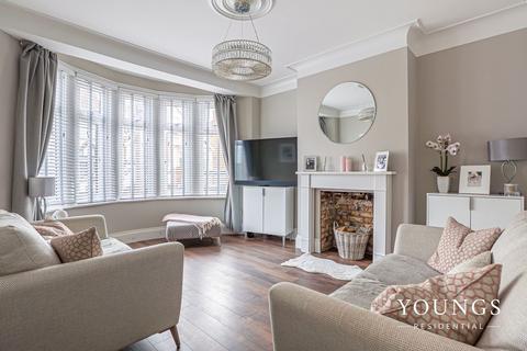 undefined, Westbourne Grove, Westcliff-On-Sea, SS0