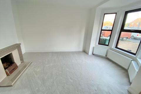 3 bedroom semi-detached house for sale, Fairlee Road, Newport