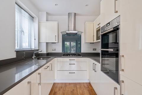 undefined, Annett Close, Upper Halliford, TW17