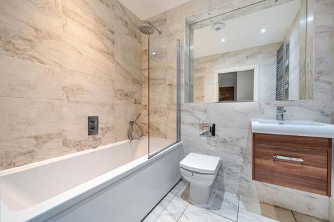 undefined, Annett Close, Upper Halliford, TW17
