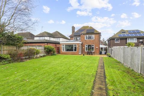 5 bedroom detached house for sale, Friars Walk, Dunstable