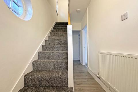 3 bedroom semi-detached house for sale, Roberts Road, WEDNESBURY, WS10 0LG