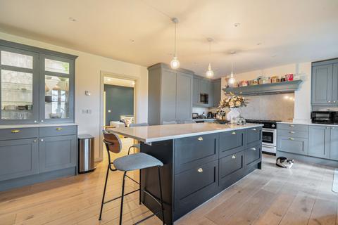 5 bedroom detached house for sale, Little Trodgers Lane, Mayfield