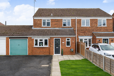 undefined, Fir Tree Close, Flitwick