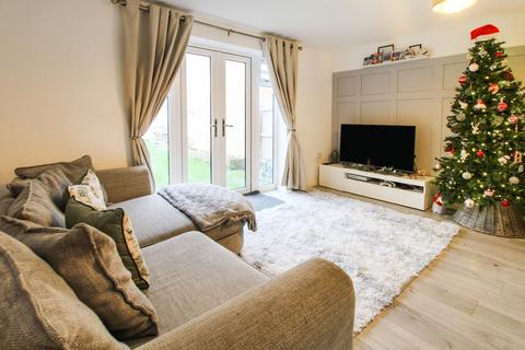 3 bedroom detached house for sale, Finzi Grove, Biggleswade SG18