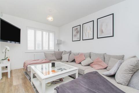 3 bedroom semi-detached house for sale, Nightingale Road, Bedford MK44