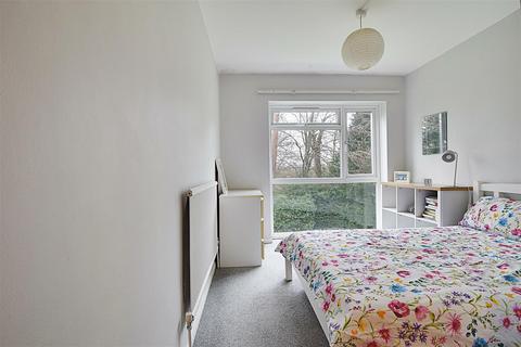 2 bedroom apartment for sale, Pinewoods, Bexhill-On-Sea