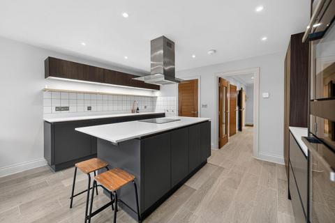 3 bedroom terraced house for sale, Cambridge Mews, Southsea