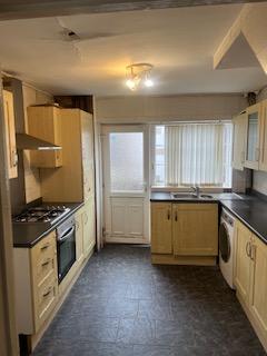 3 bedroom terraced house to rent, Glyn Eiddew, Cardiff CF23