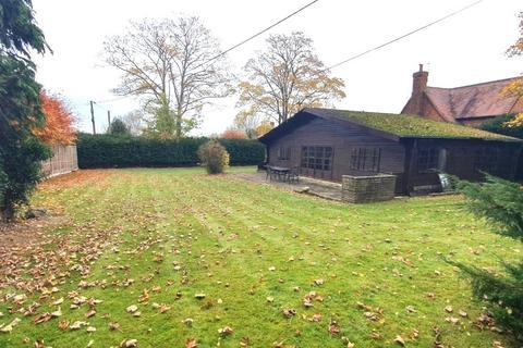 undefined, Addington, Buckingham
