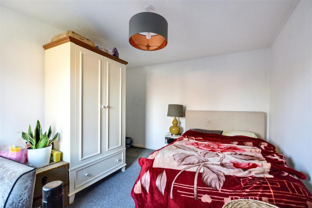 Bedroom 2 2.jpeg