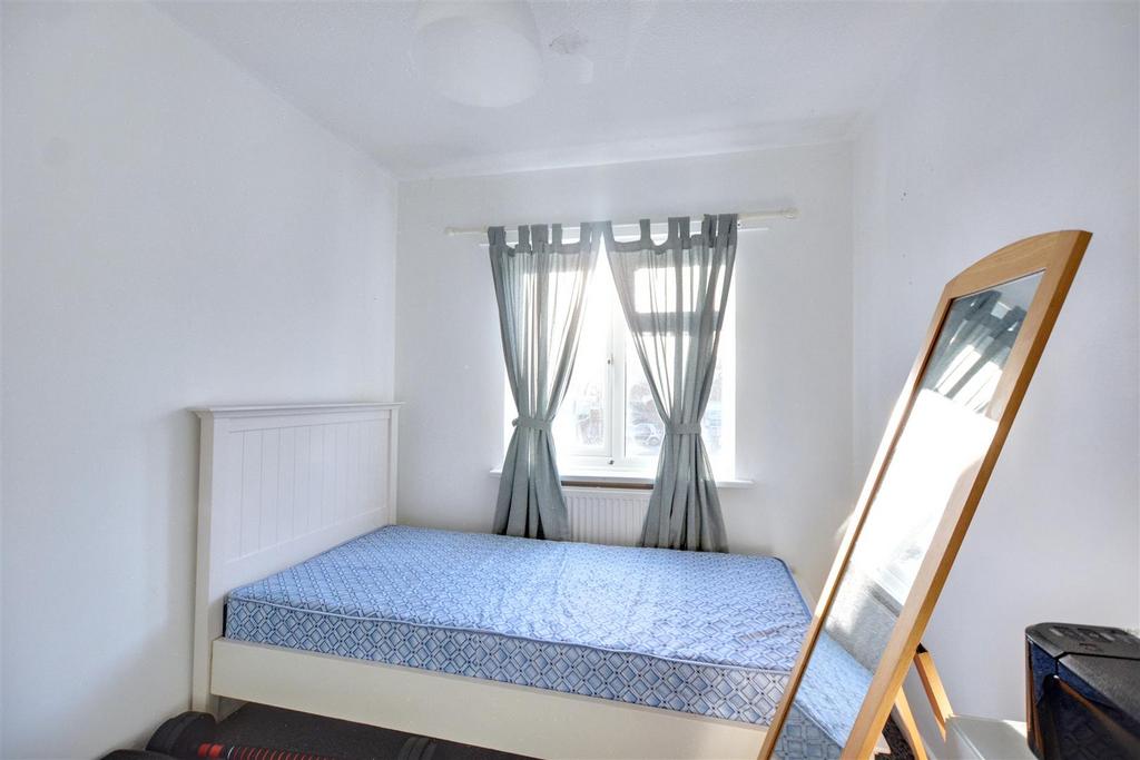 Bedroom 3 1.jpeg
