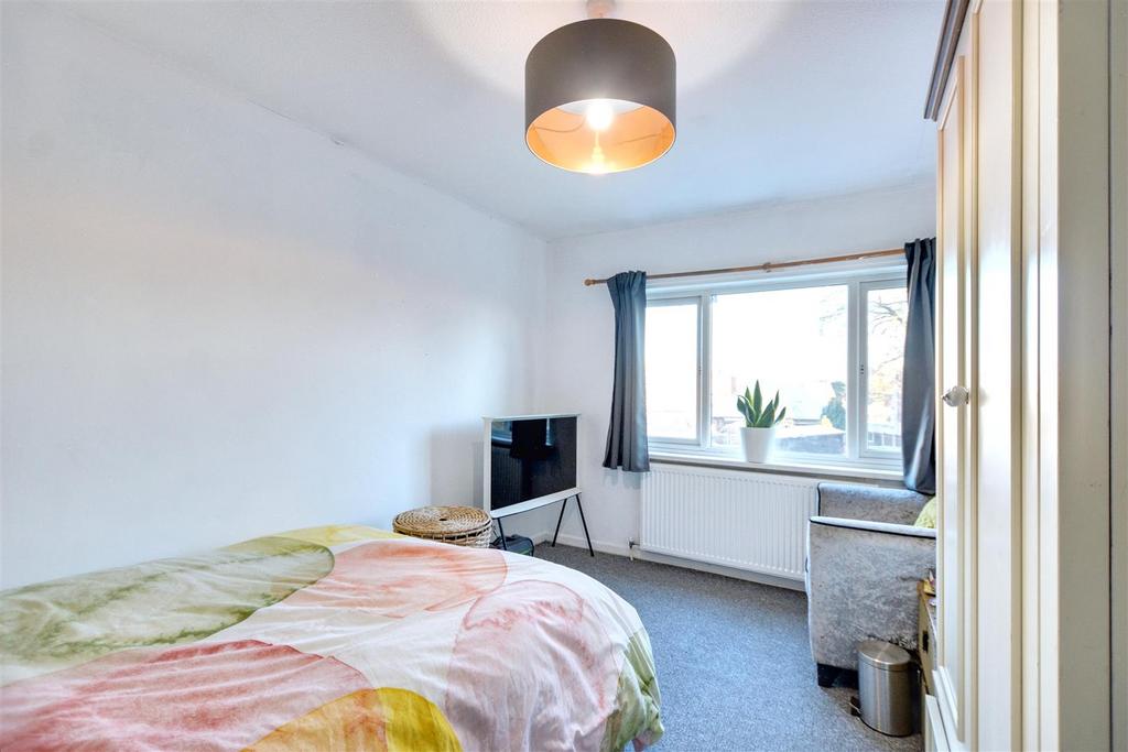 Bedroom 2 1.jpeg