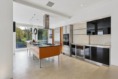 undefined, Coombe Park, Kingston Hill, Kingston Upon Thames, Surrey, KT2