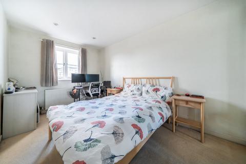 1 bedroom flat for sale, Brompton Park Crescent, London, SW6