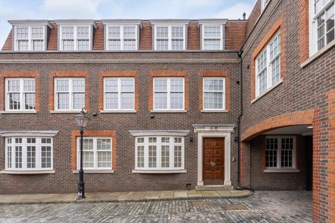 Gibbard Mews, London, SW19