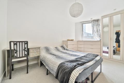 2 bedroom flat for sale, Cross Street, Portsmouth PO1