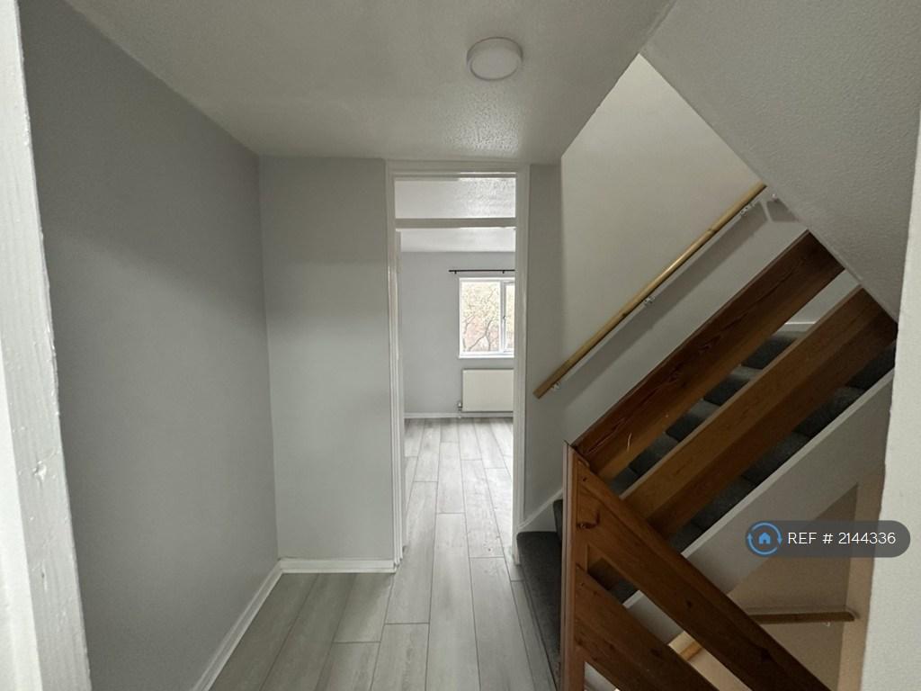 1st Floor Corridor