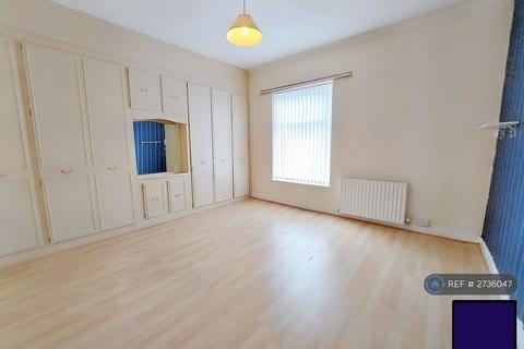 2 bedroom terraced house to rent, Granby Street, Chadderton, Oldham, OL9