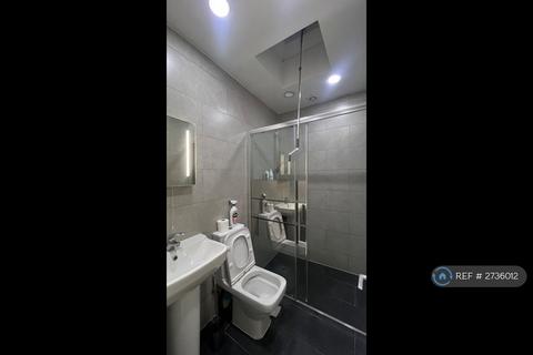 1 bedroom in a house share to rent, Slough, Slough, SL1