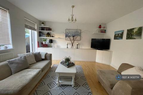 3 bedroom semi-detached house to rent, Rowditch Lane, London, SW11