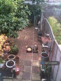 4 bedroom terraced house to rent, Ferndale Road, London, SW4